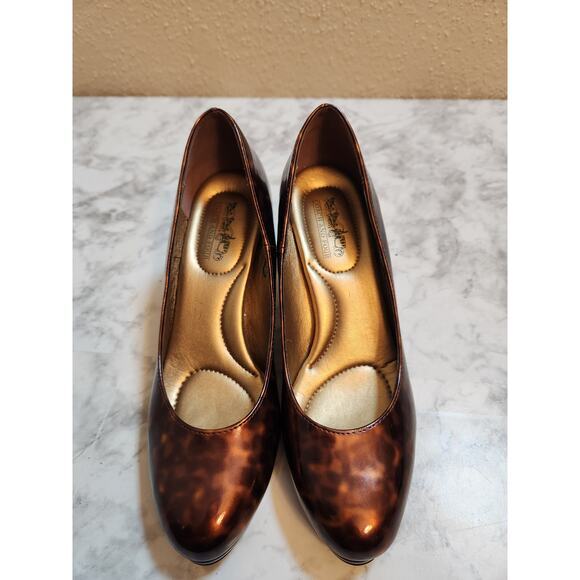 Coach and Four Womens Brown Patent Leather Pump Round Toe Stiletto Heel Size 6.5 - Picture 5 of 10